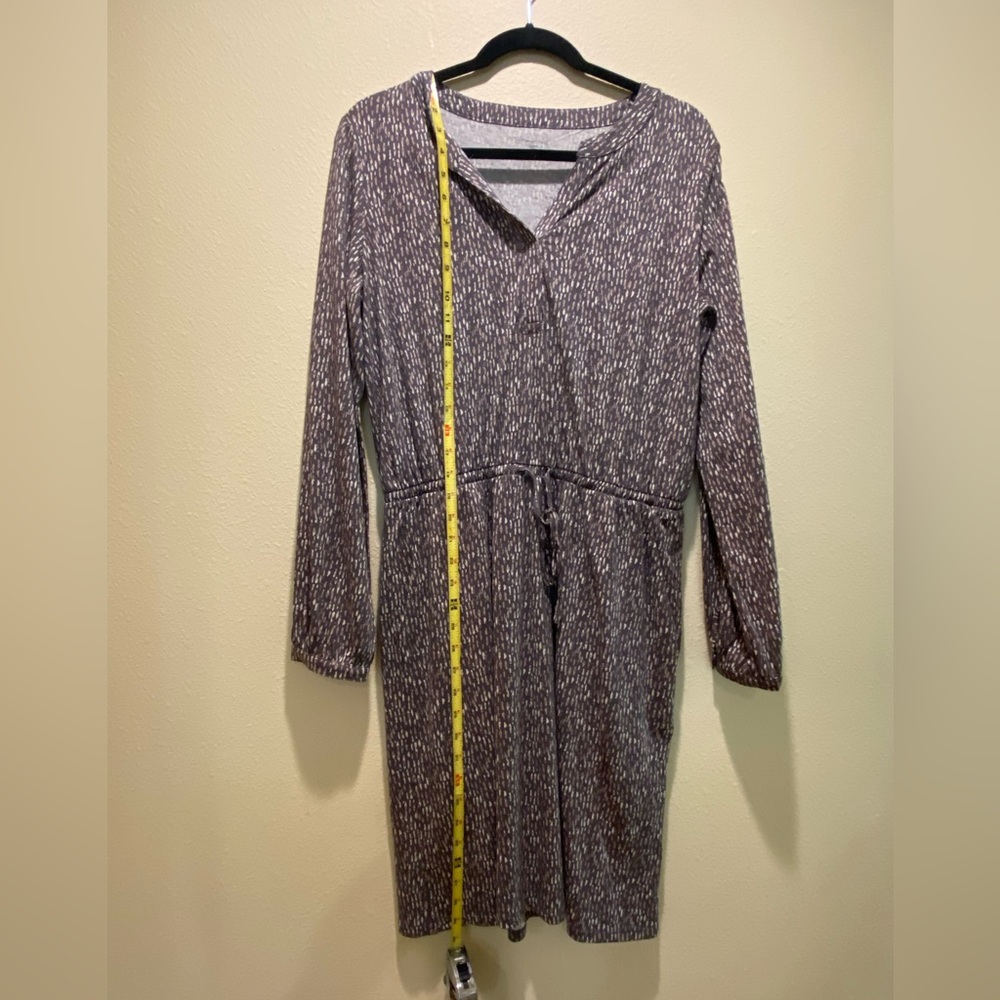 Brand new stretch pocket waist tie dress Size small
